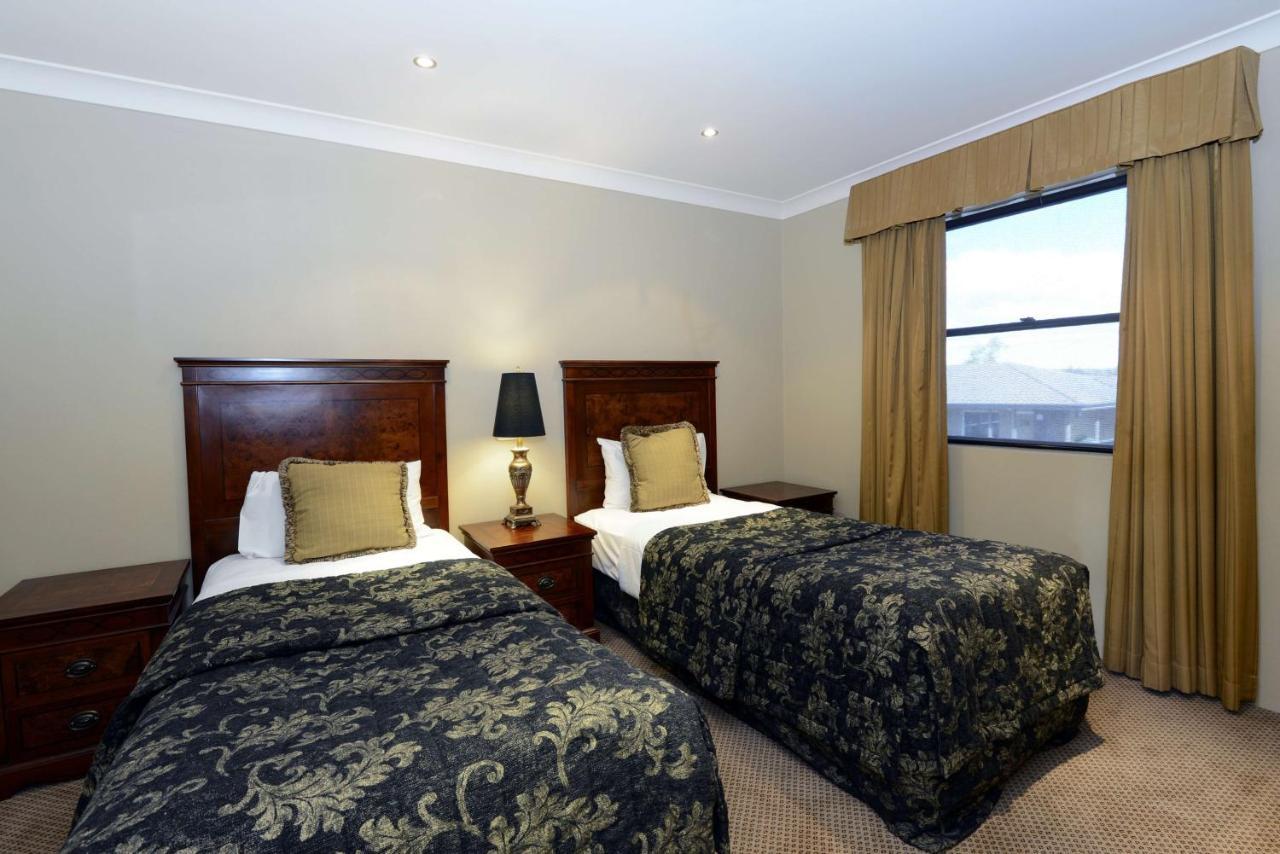 Rydges Armidale Hotel Exterior photo