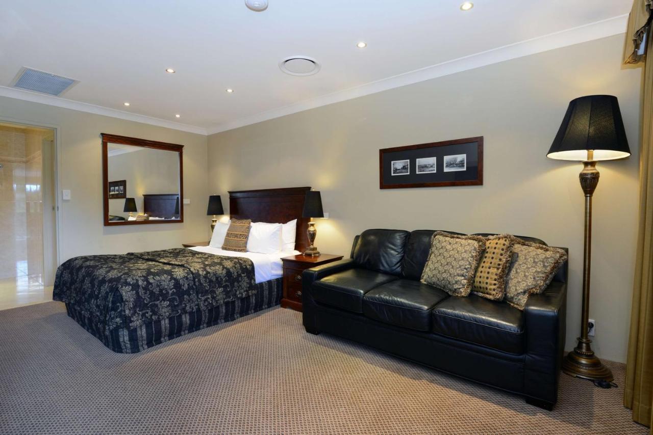 Rydges Armidale Hotel Exterior photo